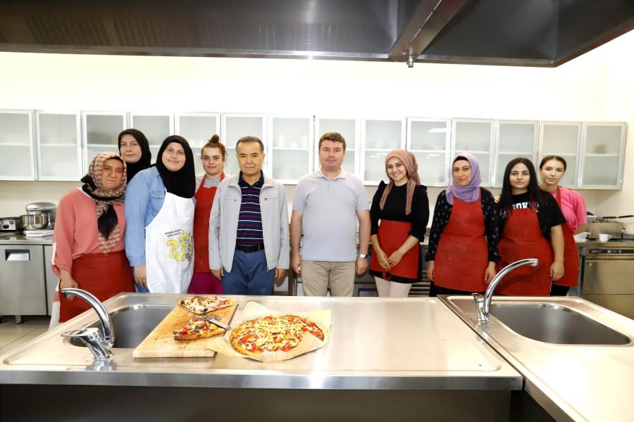 AYDOĞDU; “KADIN AKTİVİTE MERKEZLERİ KADINLARIMIZA DEĞER KATIYOR”