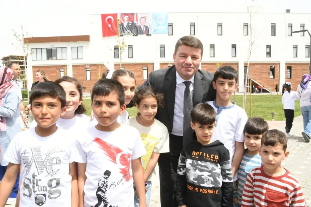 AKSARAY BELEDİYE BAŞKANI DR. EVREN DİNÇER’DEN ÖĞRENCİLERE ARA TATİL MESAJI