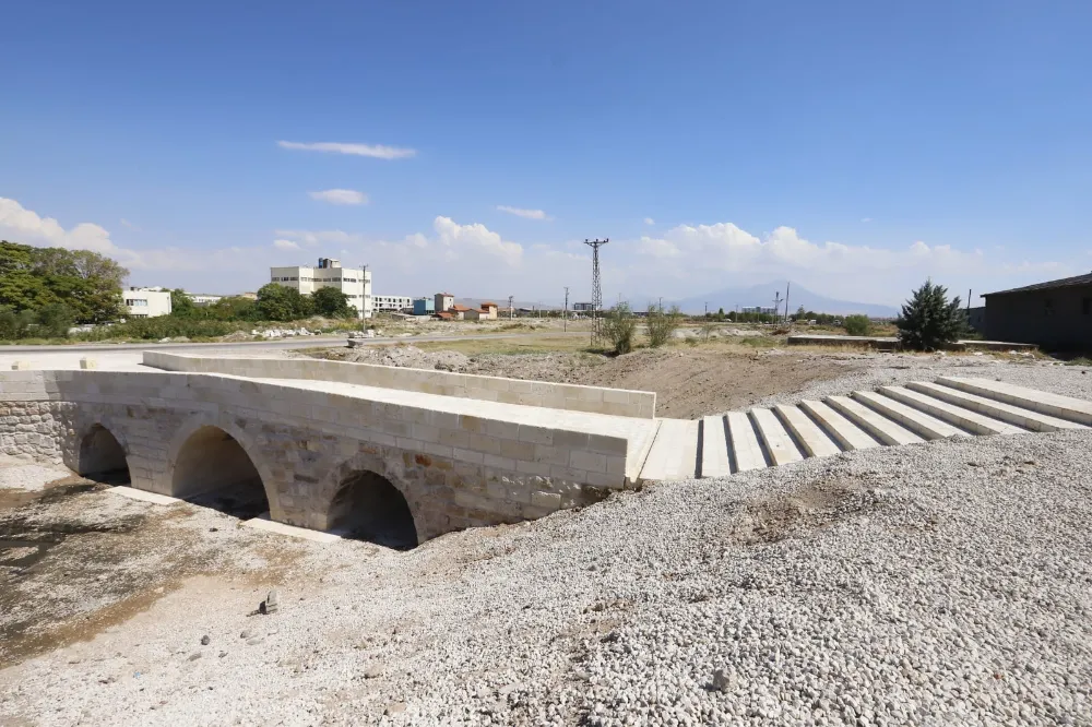 OSMANLI DÖNEMİNİN İZLERİ KARASU KÖPRÜSÜ İLE AKSARAY’DA YENİDEN CANLANDI