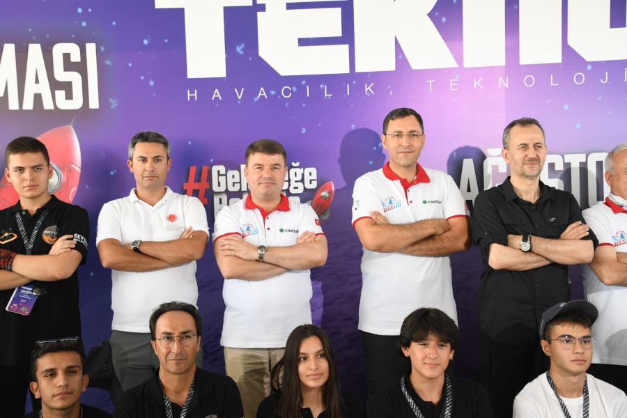 TEKNOFEST ROKET YARIŞLARI TUZ GÖLÜNDE GERÇEKLEŞİYOR