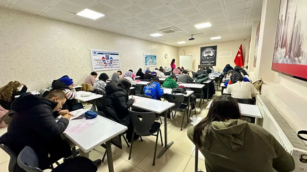 AKSARAY BELEDİYESİ’NDEN 12. SINIF ÖĞRENCİLERİNE ÜCRETSİZ TYT VE AYT DENEME SINAVI FIRSATI