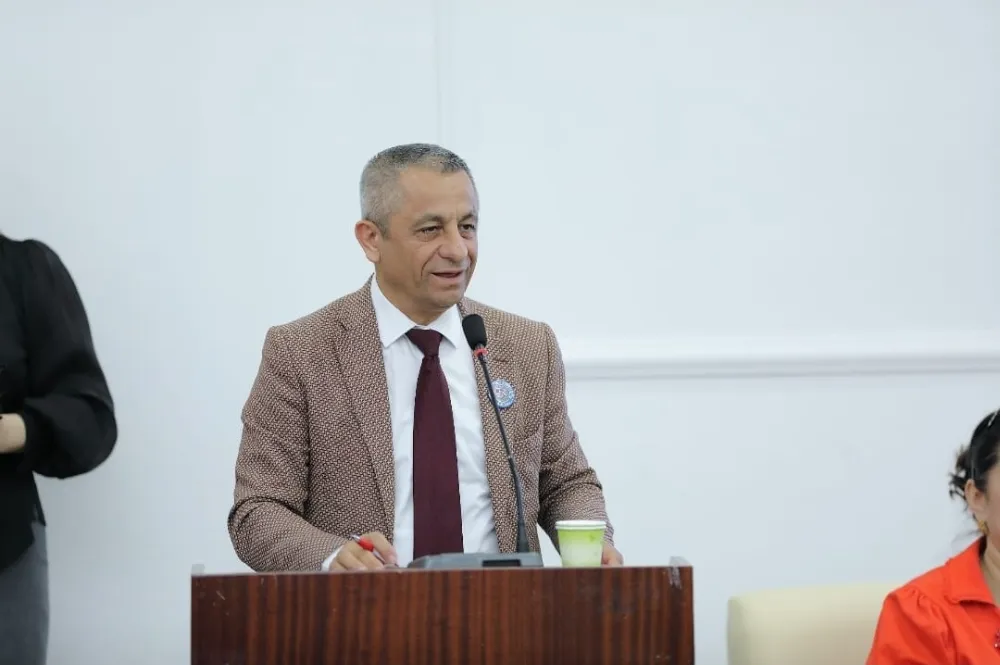 Prof.Dr. Himmet Karadal Özbekistan’da Girişimcilik Ekosistemi Konferansı Verdi.